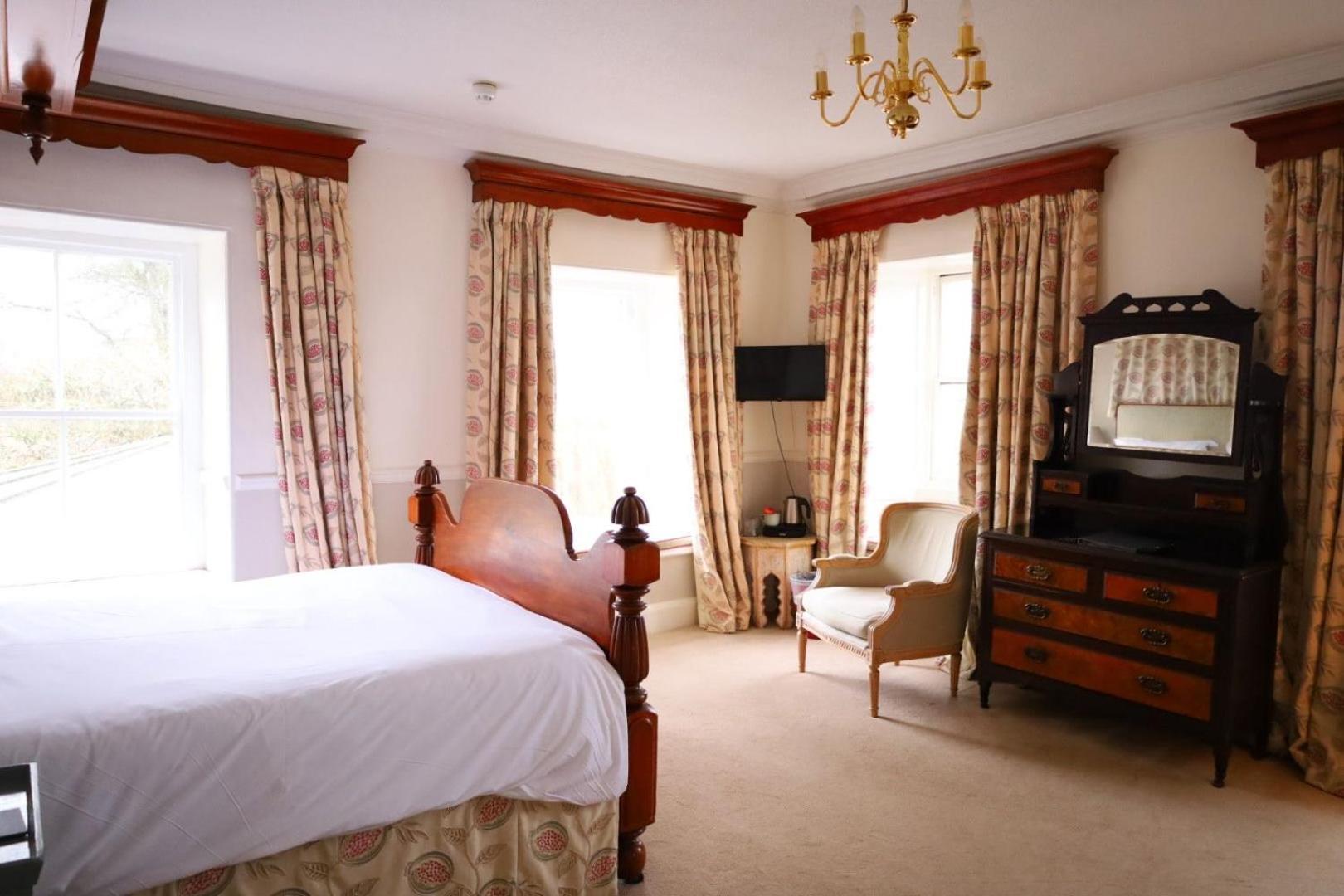The Eagle House Hotel Лонсестън Екстериор снимка